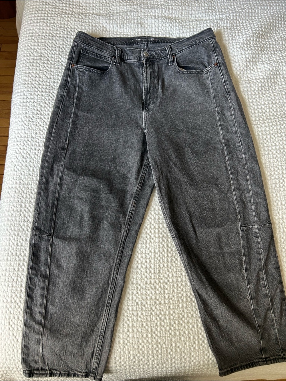 Old Navy High-Rise Barrel Leg Jeans Gray Waist 16